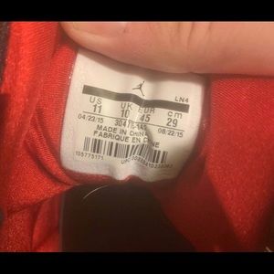 Retro Jordan 7 above the rim